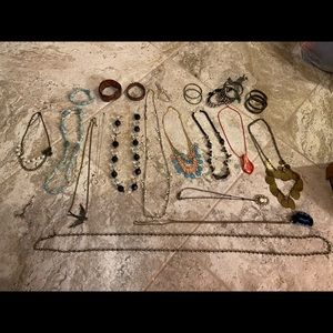 Miscellaneous jewelry